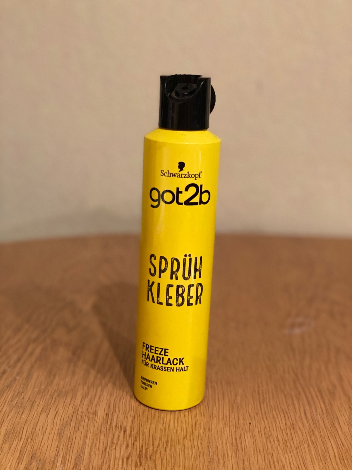 got2b Sprühkleber Freeze Haarlack 300ml Halt 6 Fixierung